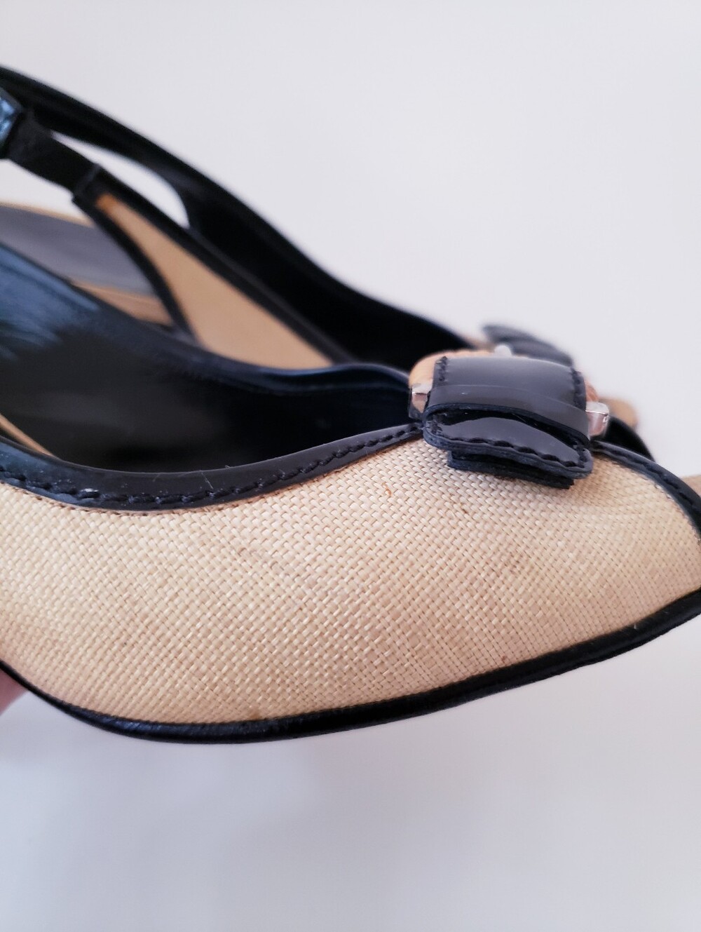 Vintage Salvatore Ferragamo light Tan And Black Slingback Peep-toe Heels - Picture 11 of 16